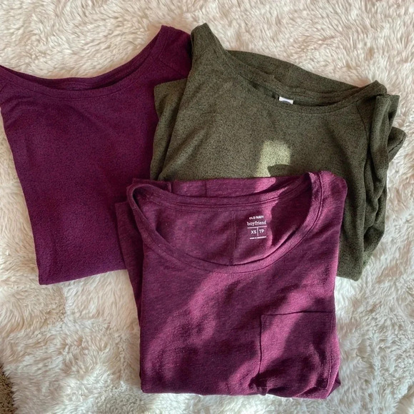 Old Navy long sleeve shirts size extra small set of 3 - Picture 1 of 9
